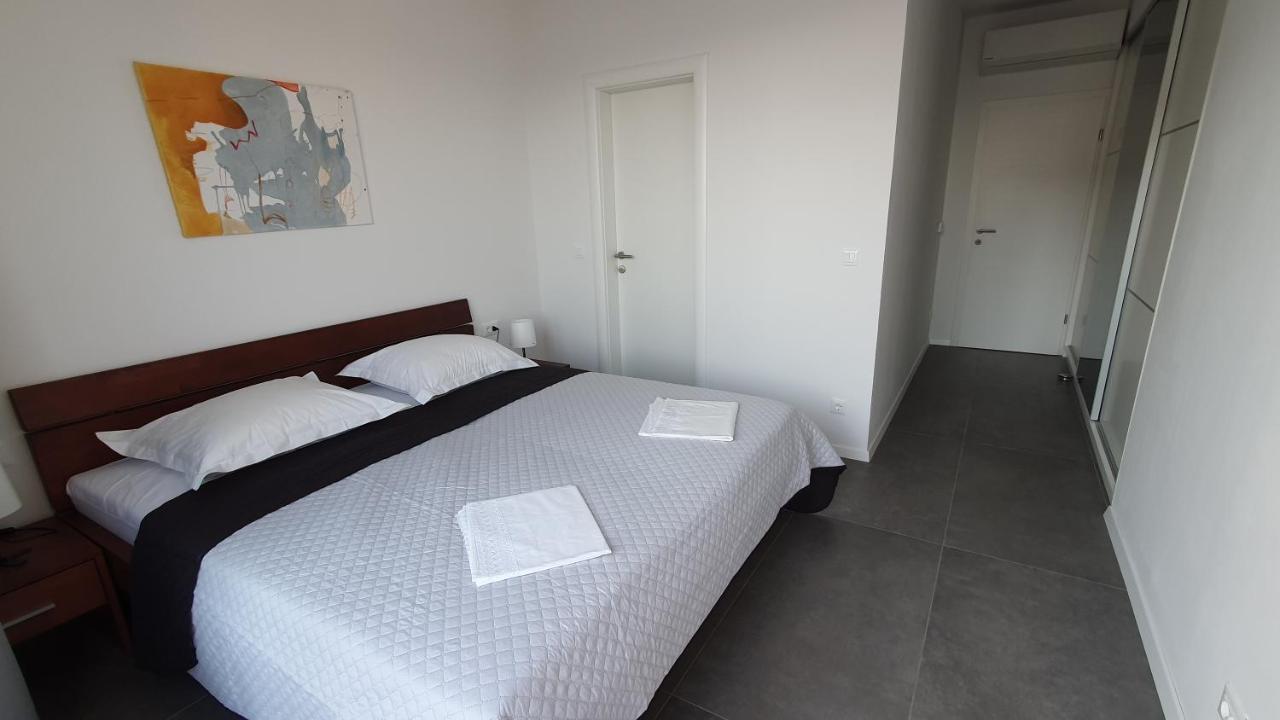 Apartments Marina Омиш Экстерьер фото